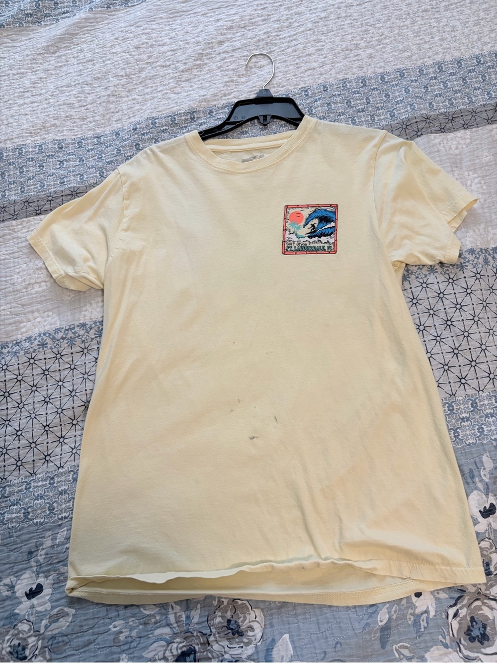 surf style Cream Short-Sleeve Tee with Ocean Patch